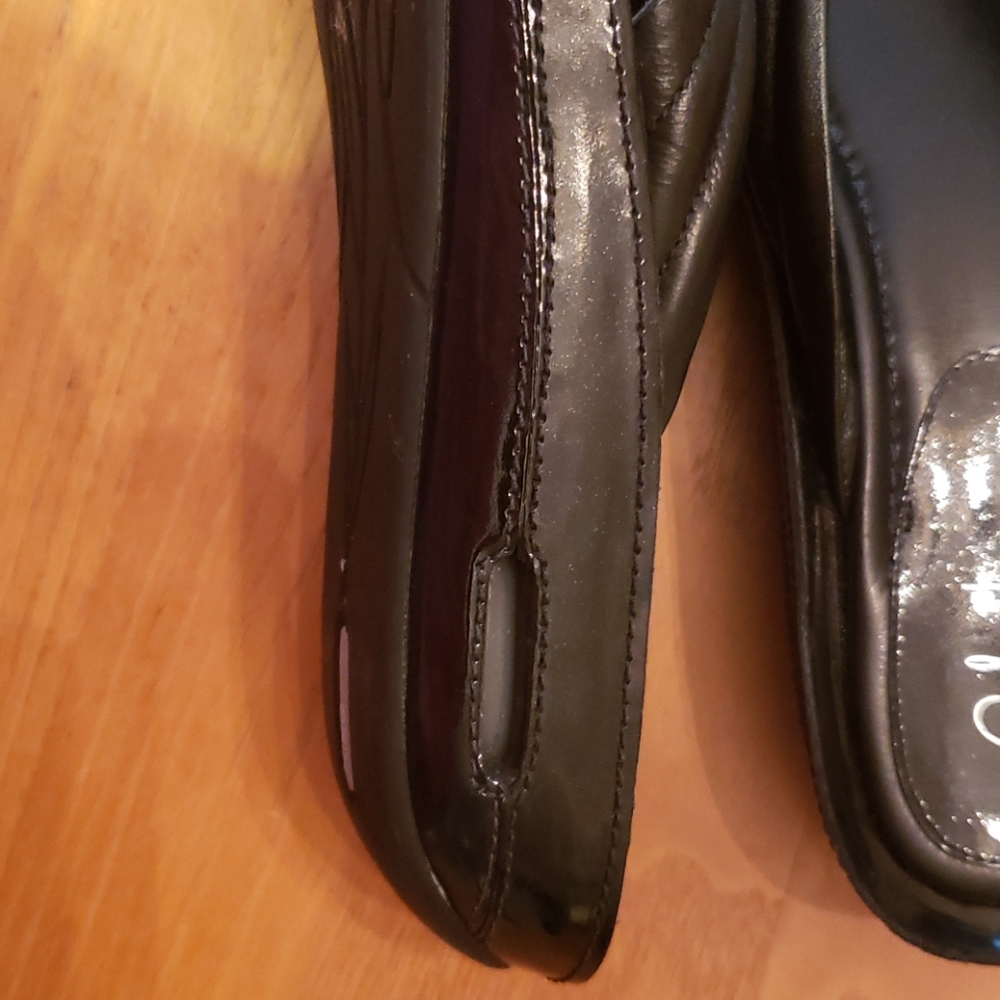 Cole Haan sandals - Picture 3 of 5